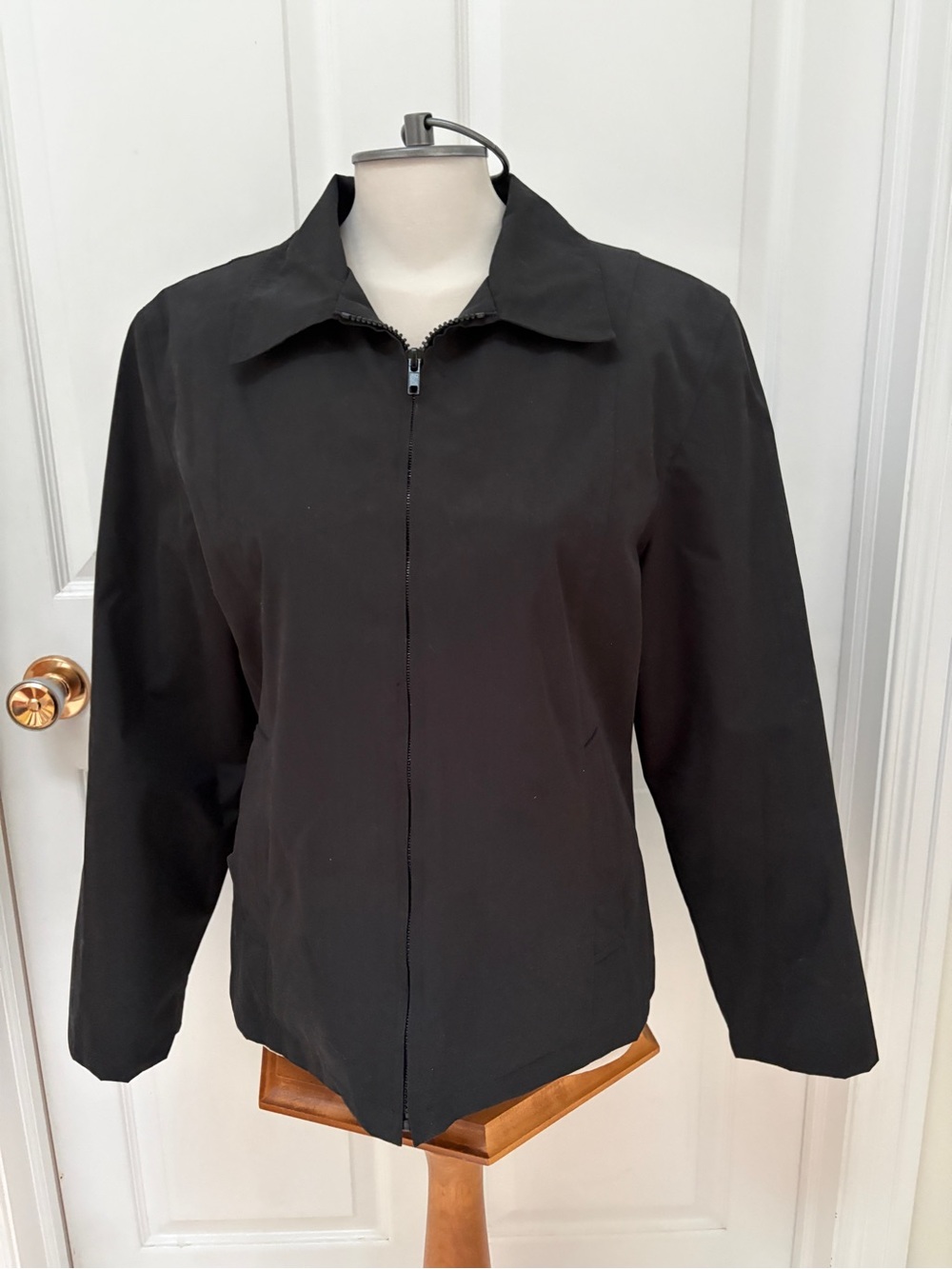 Crash Zone Women's Black Zip-Front Utility Jacket ladies large